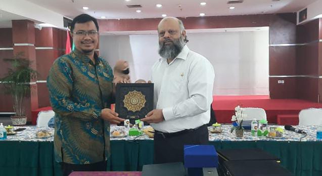 Penandatanganan MoU Kerjasama Bersama Universitas Lahore Pakistan