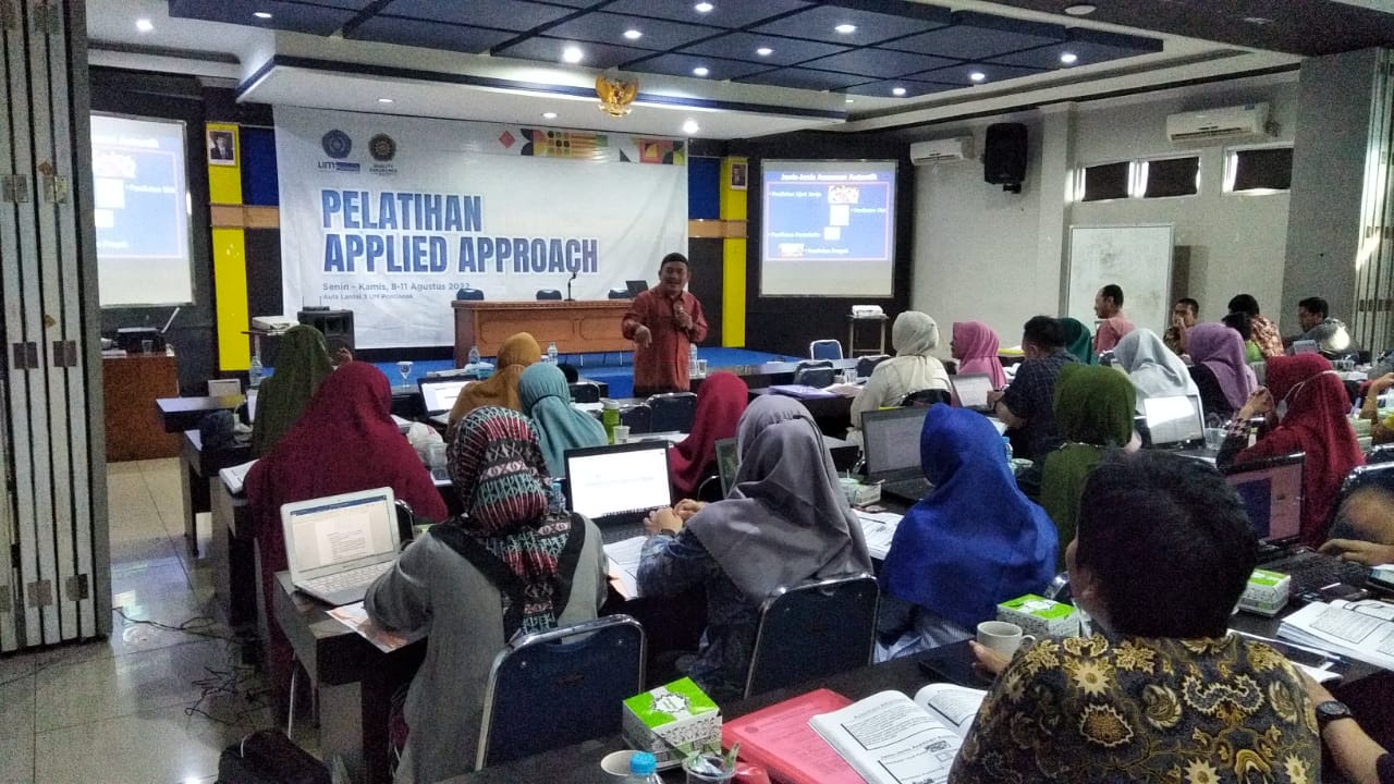 Pelatihan Applied Approach