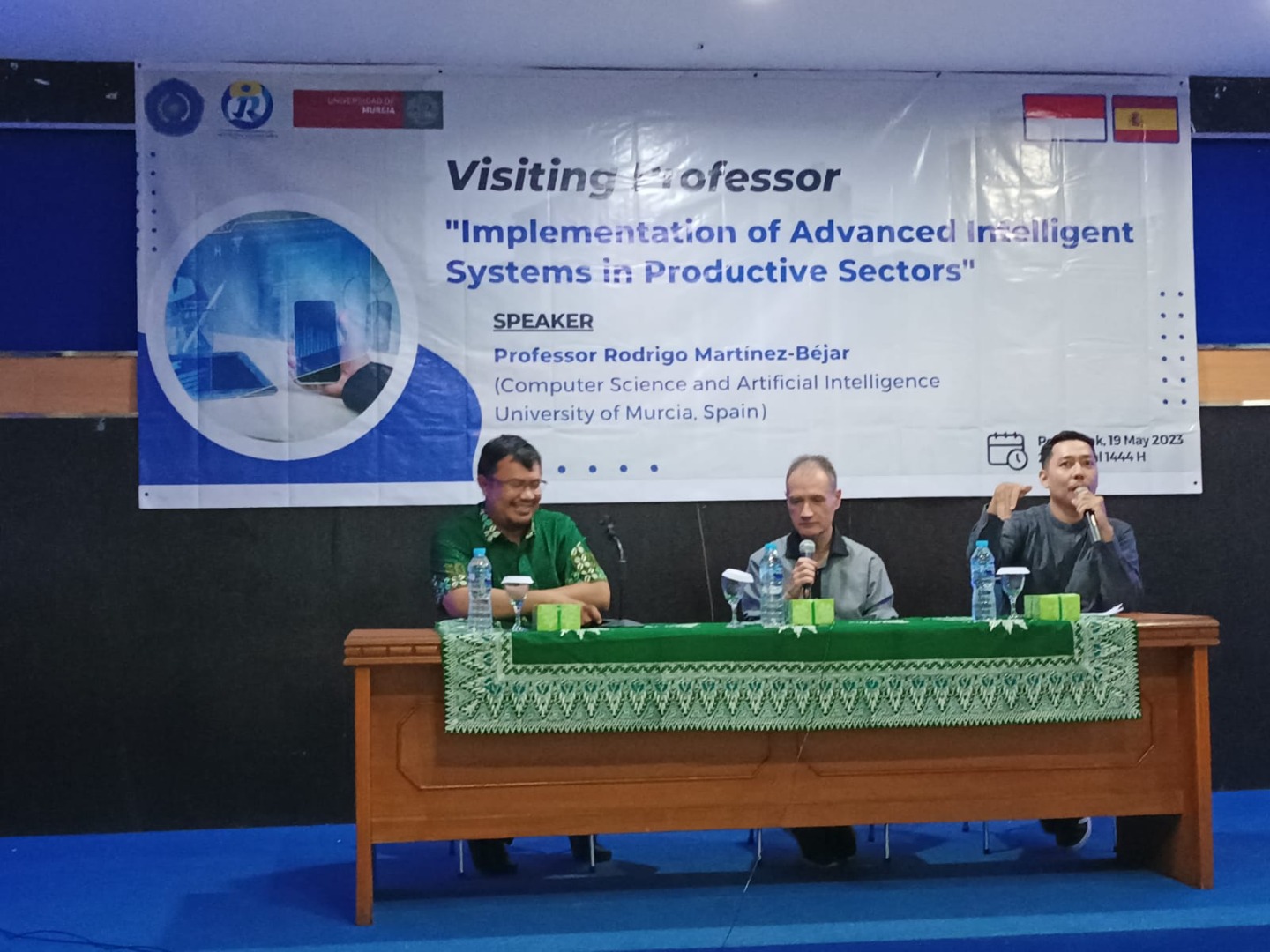 UM Pontianak hadirkan Narasumber dari Spanyol dalam Visiting Professor