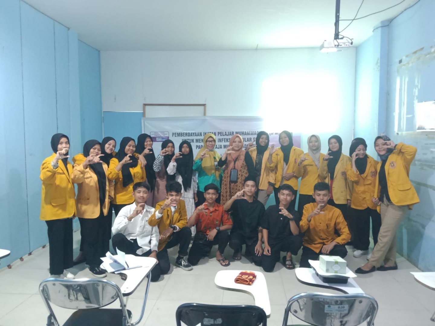 â€œPemberdayaan IPM Untuk Mencegah Infeksi Menular Seksual Pada Remaja Muhammadiyah Di Kabupaten Sintang