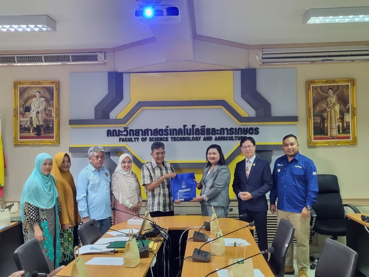 Kerja Sama Internasional FPIK UM Pontianak dan YRU Thailand Hasilkan Penelitian Bersama