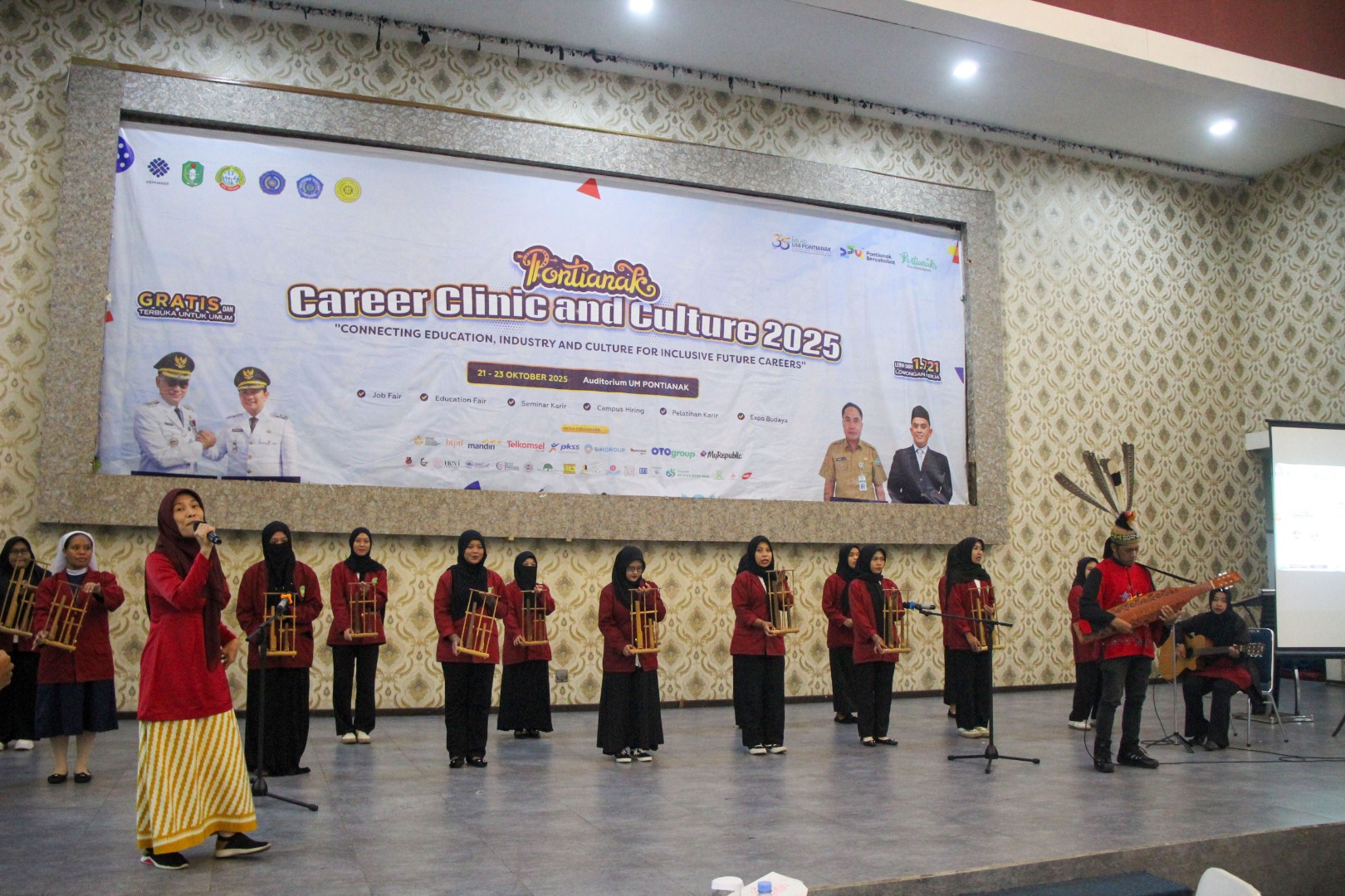 Pontianak Career Clinic and Culture 2025 Resmi Dibuka: Sinergi Pendidikan, Industri, dan Pemerintah Wujudkan SDM Inklusif dan Kompetitif