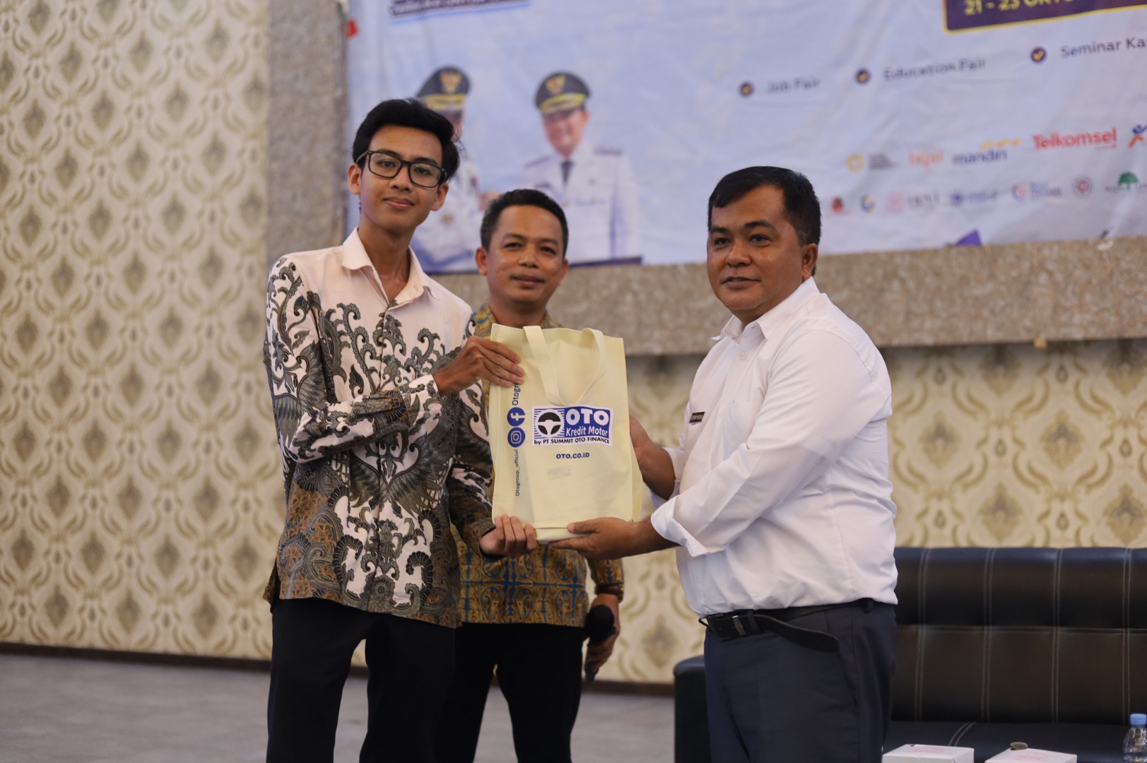 Pontianak Career Clinic and Culture 2025 Resmi Dibuka: Sinergi Pendidikan, Industri, dan Pemerintah Wujudkan SDM Inklusif dan Kompetitif
