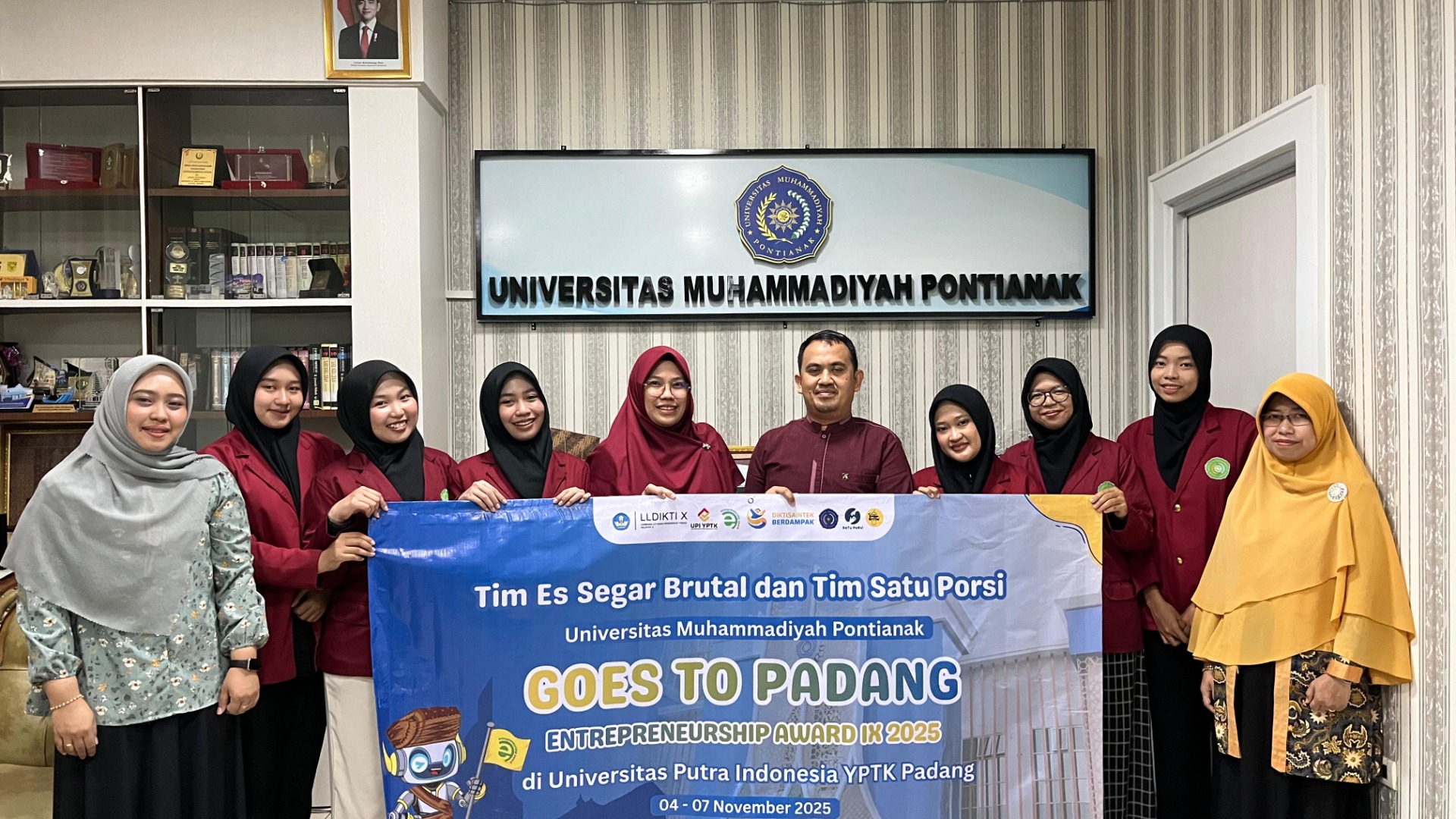 Dua Tim UM Pontianak Melaju ke Final Entrepreneurship Award (EA) IX 2025 Tingkat Nasional di Padang