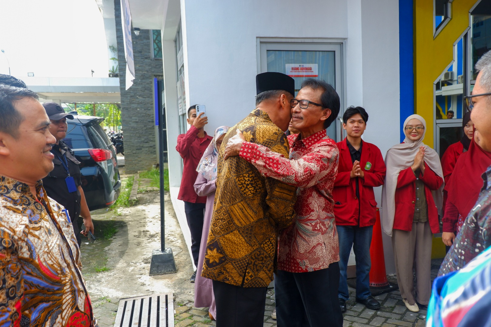 Silaturahim Wamen Diktisaintek Bersama PTMA Kalbar di UM Pontianak