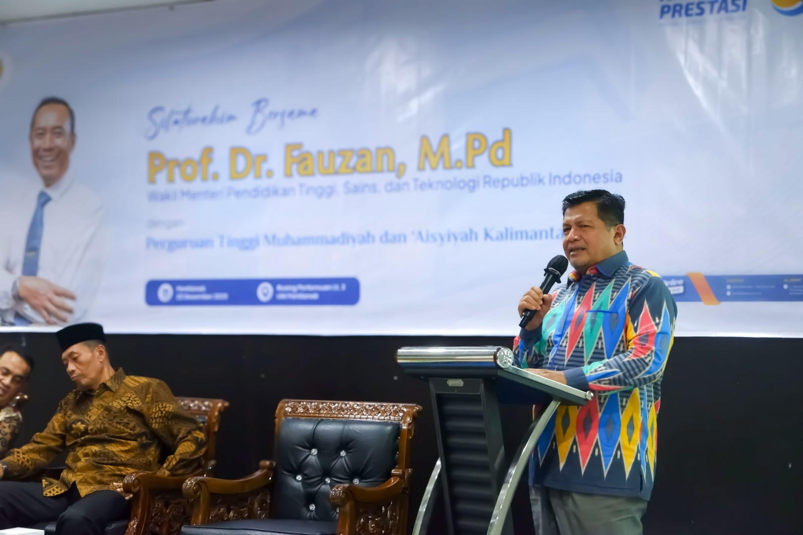Silaturahim Wamen Diktisaintek Bersama PTMA Kalbar di UM Pontianak