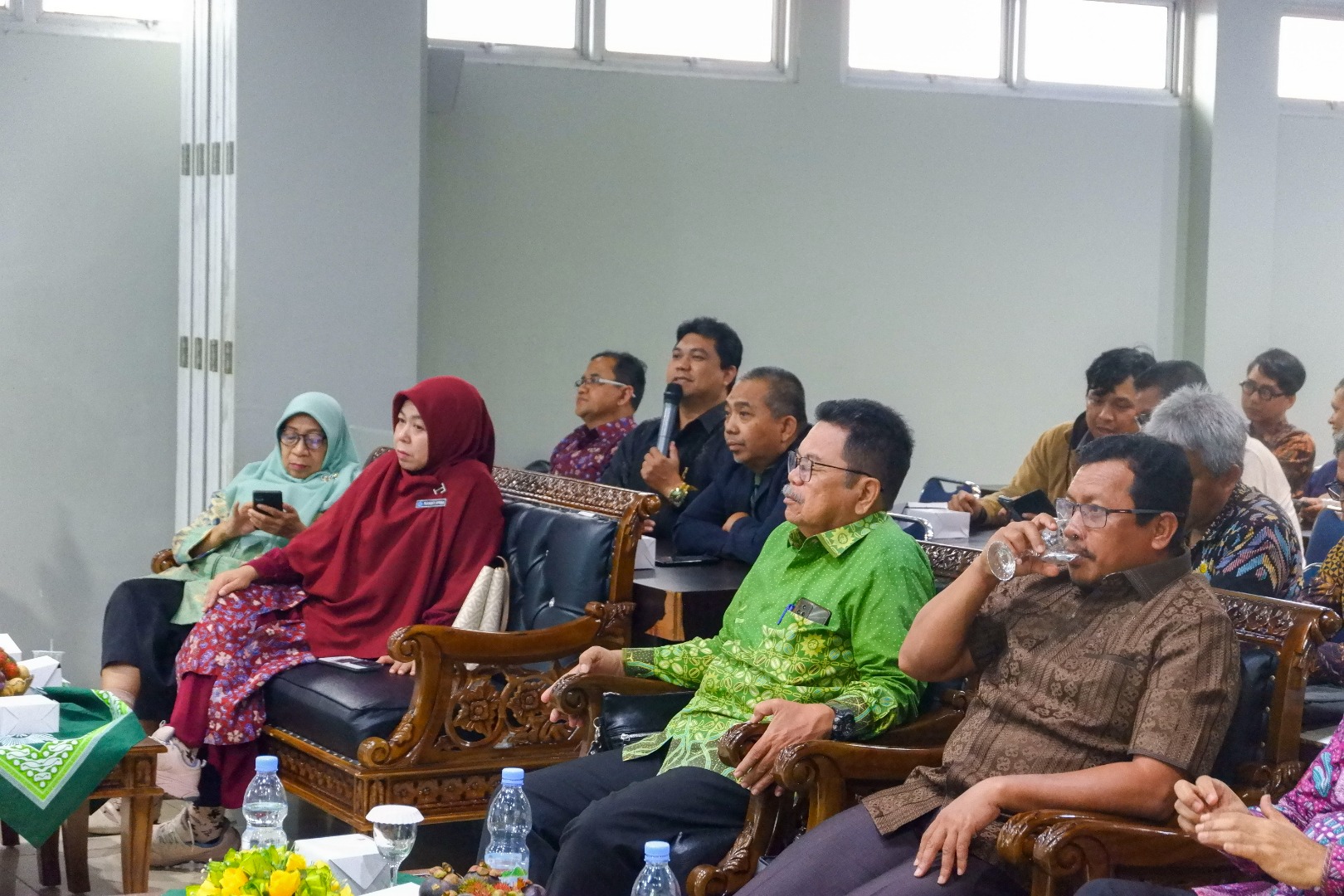 Silaturahim Wamen Diktisaintek Bersama PTMA Kalbar di UM Pontianak