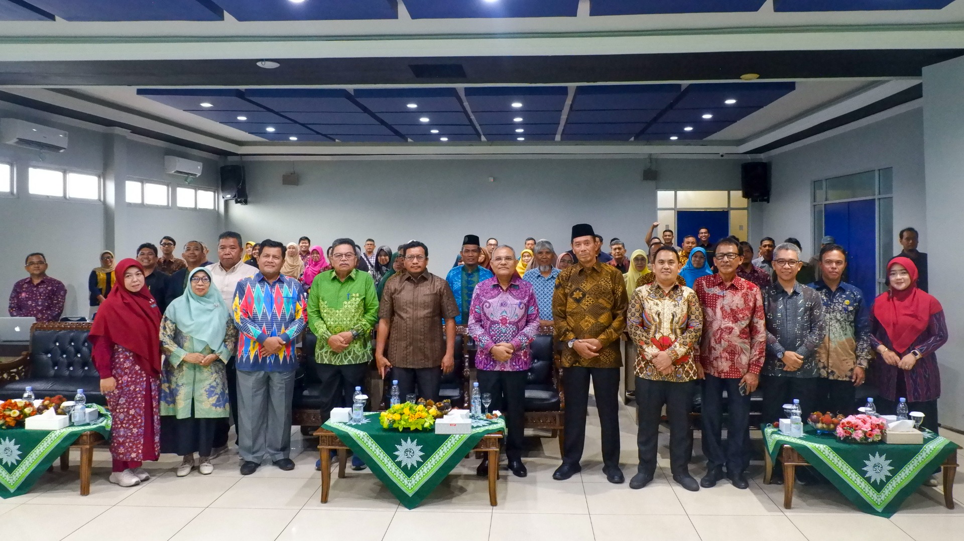 Silaturahim Wamen Diktisaintek Bersama PTMA Kalbar di UM Pontianak