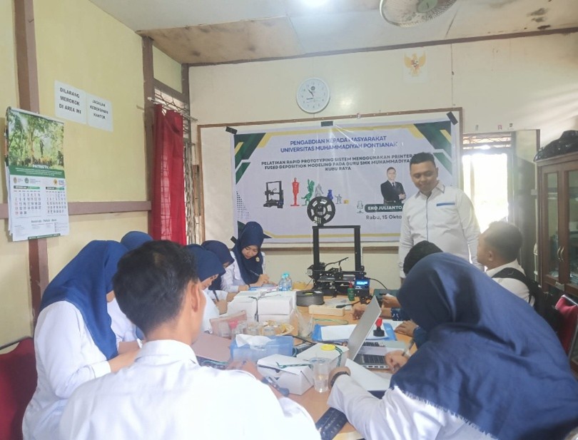 Prodi Teknik Mesin UM Pontianak Gelar Pelatihan 3D Printing bagi Guru SMKS Muhammadiyah 1 Kubu Raya