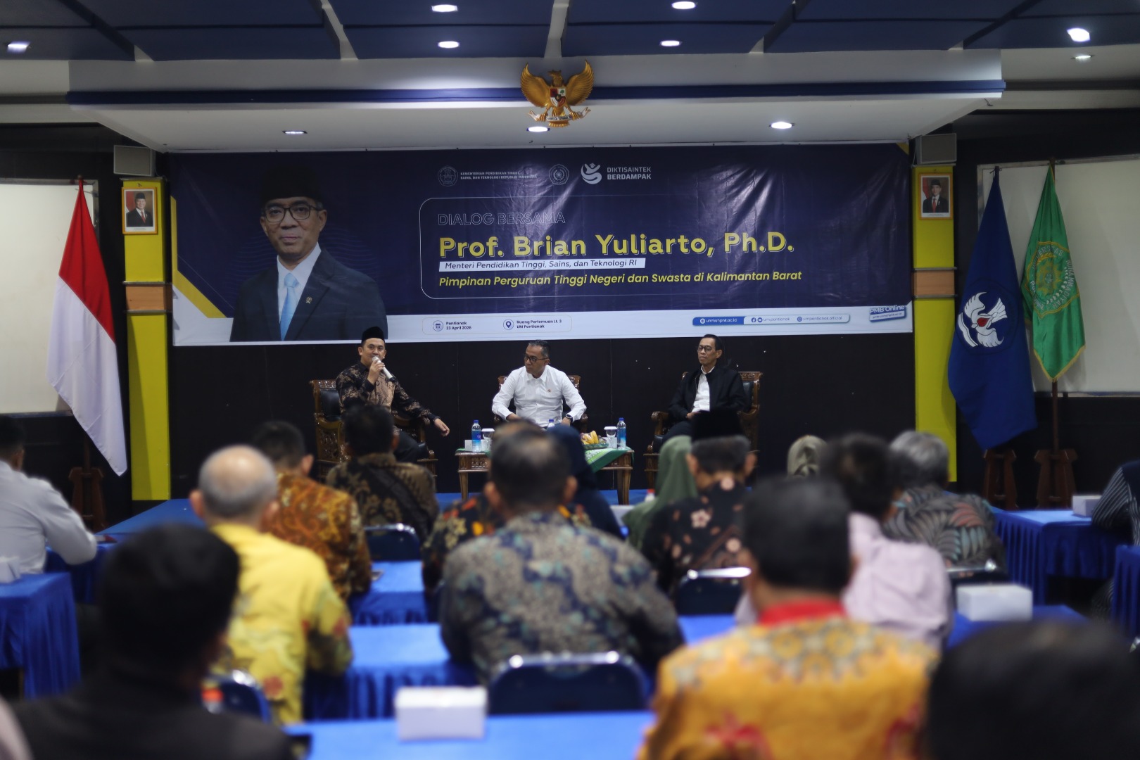 Dialog Bersama Mendiktisaintek – Pimpinan PT Kalbar di UM Pontianak Bahas Arah Pendidikan Tinggi
