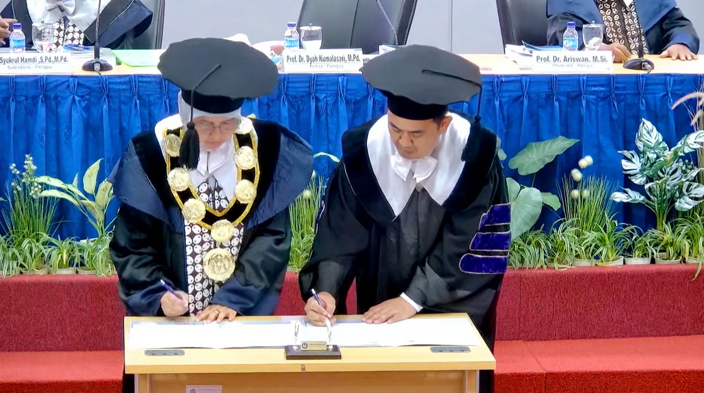Rektor UM Pontianak Dr. Heriansyah Raih Gelar Doktor di UNY – Angkat Model Evaluasi Pendidikan Al-Islam