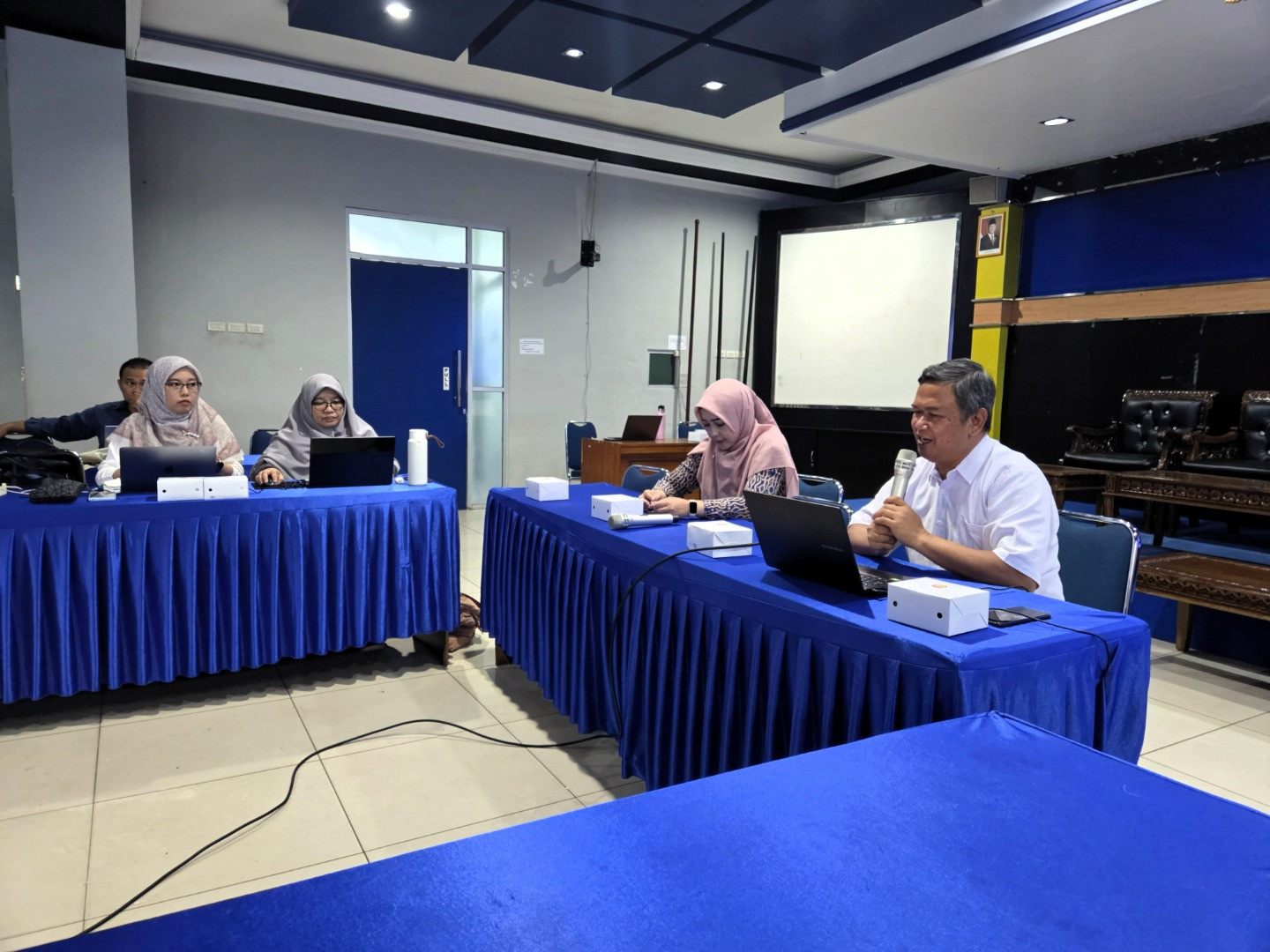 Universitas Muhammadiyah Pontianak Matangkan Persiapan Akreditasi Institusi Melalui Pendampingan LLDIKTI Wilayah XI