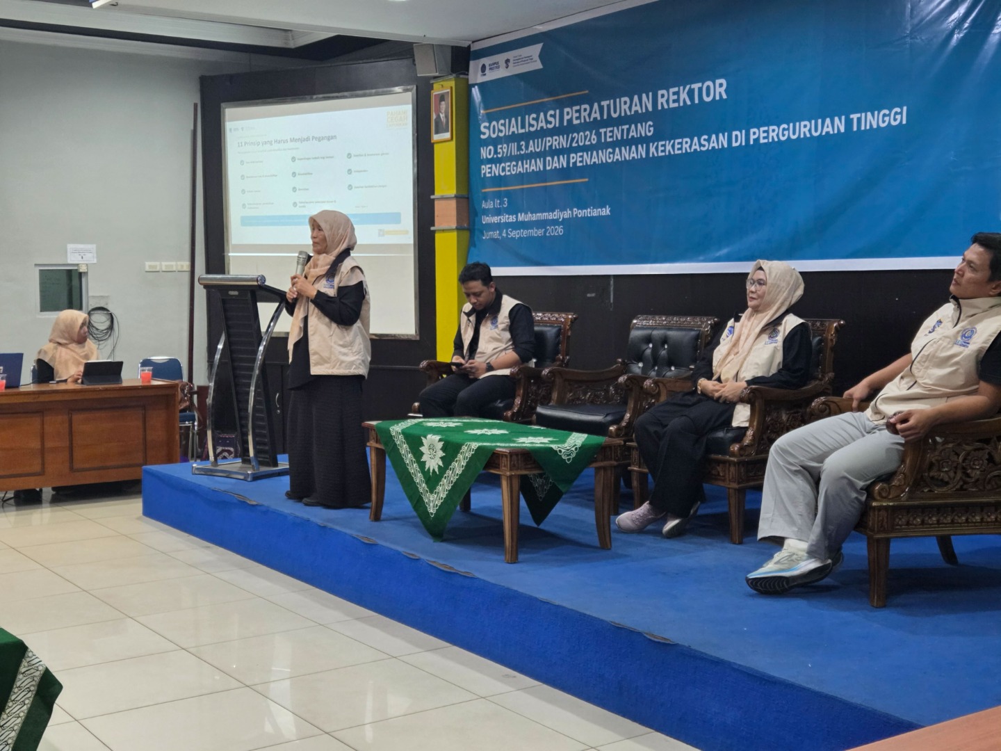 UM Pontianak Sosialisasikan Pencegahan dan Penanganan Kekerasan kepada Dosen dan Tendik