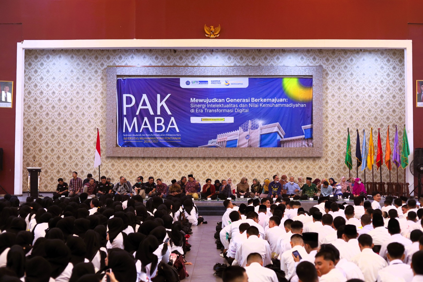 Gelar Kuliah Perdana dan Pengenalan Akademik bagi 1.890 Mahasiswa Baru