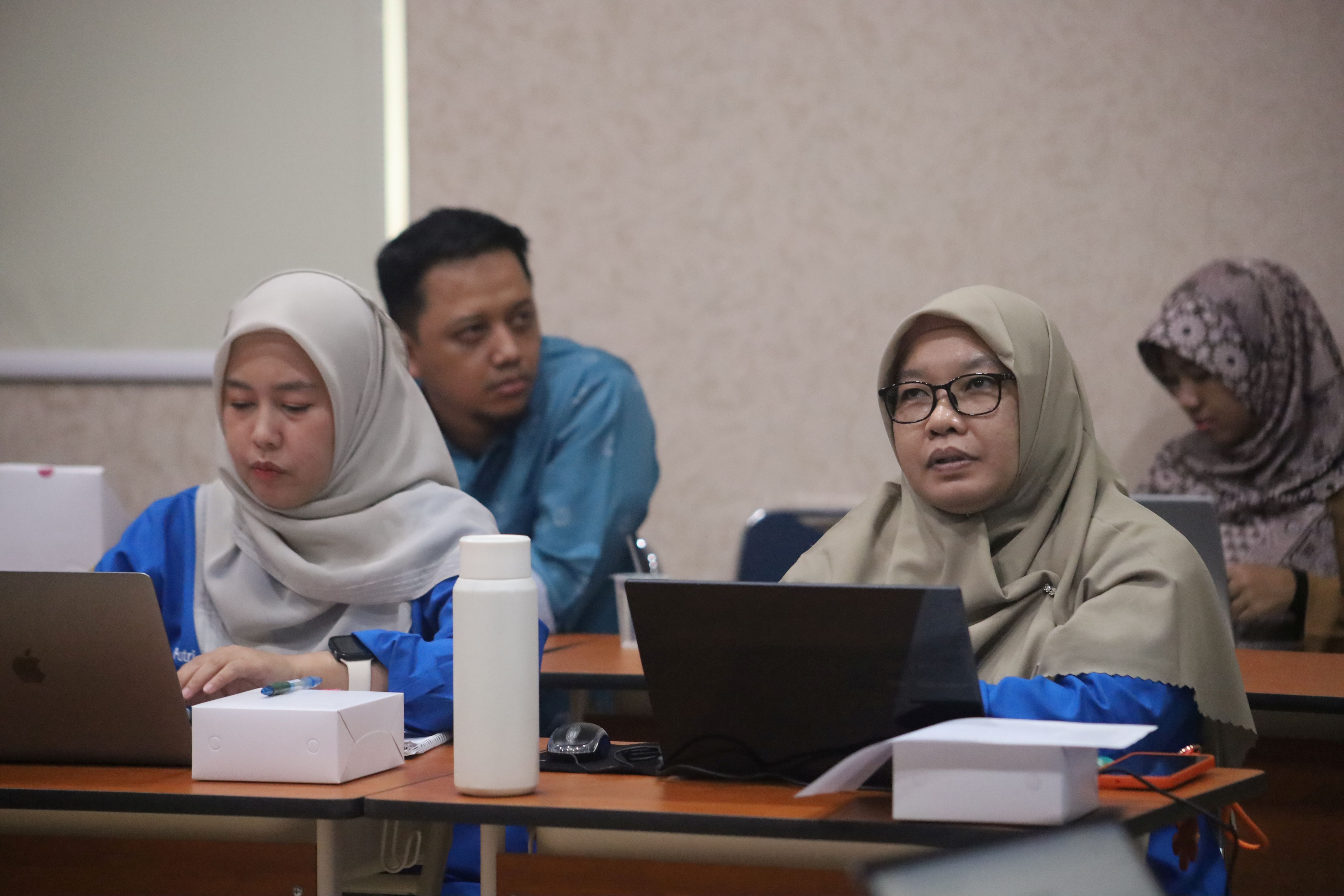 Pembahasan Dokumen Reakreditasi UM Pontianak