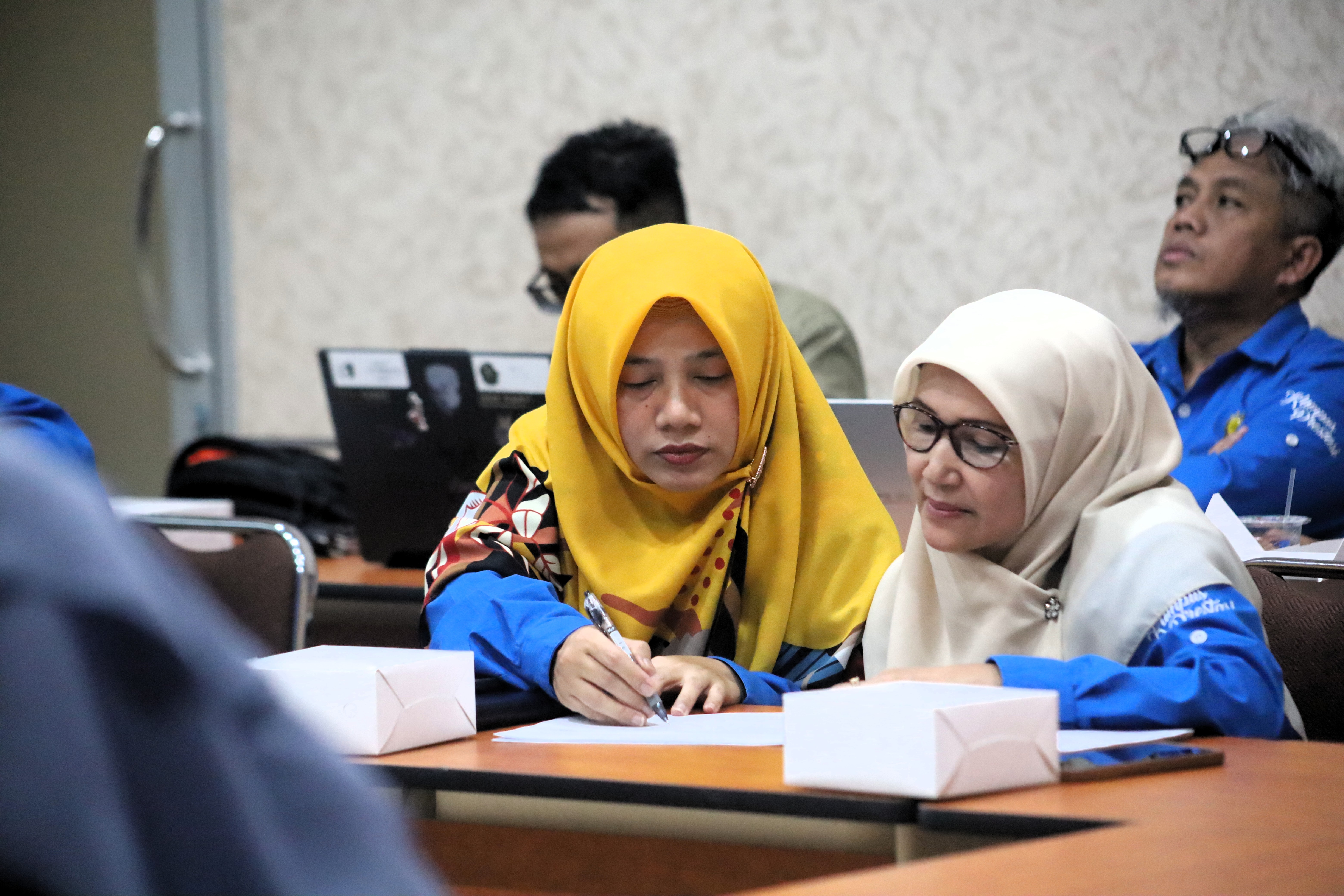 Diskusi Persiapan Reakreditasi UM Pontianak